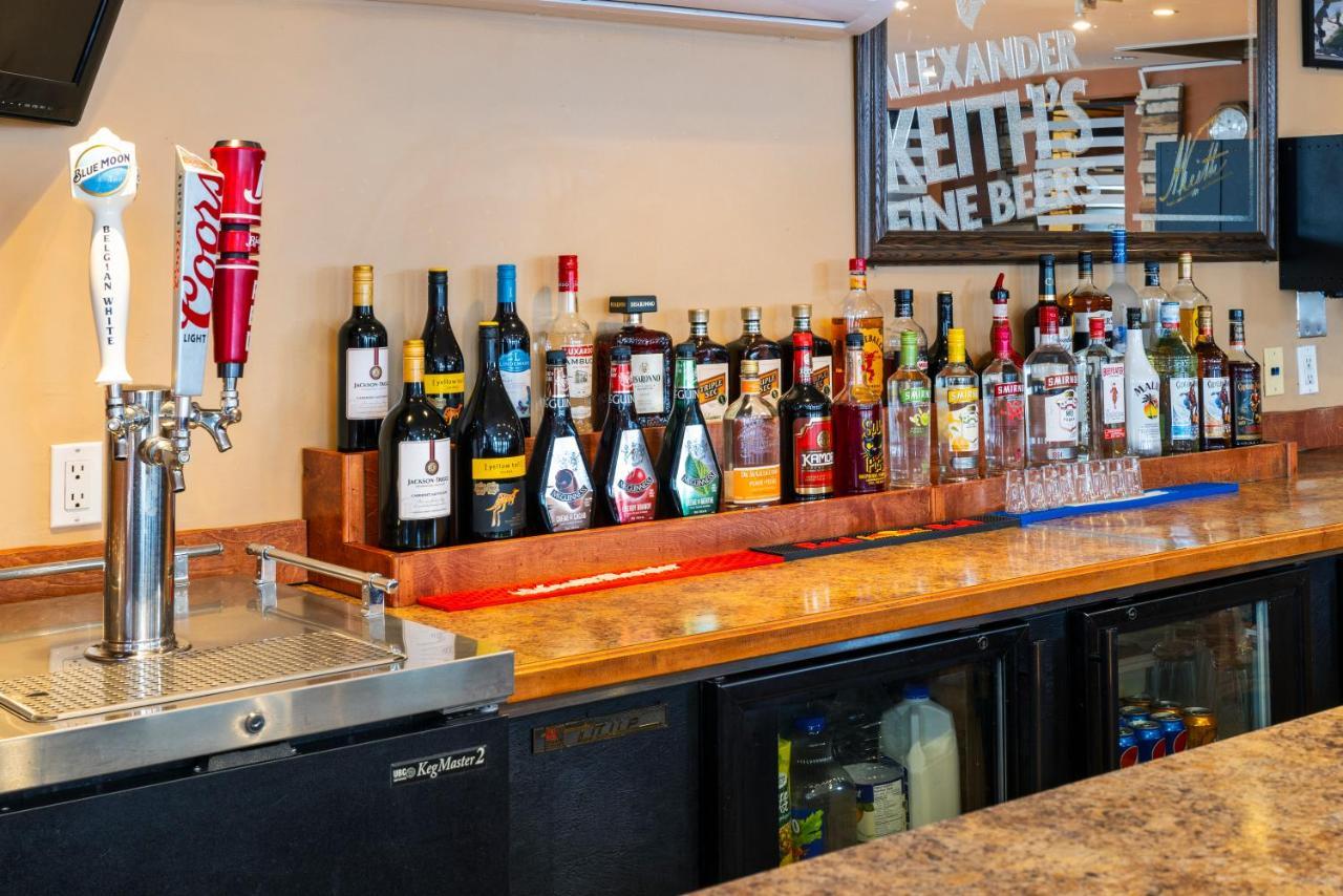 Hotel Econo Miramichi