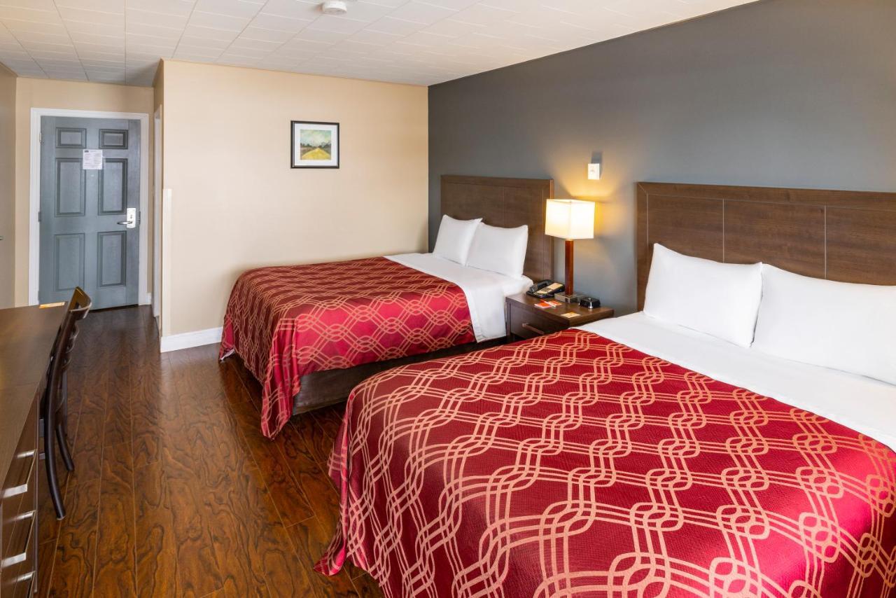 Econo Hotel Miramichi